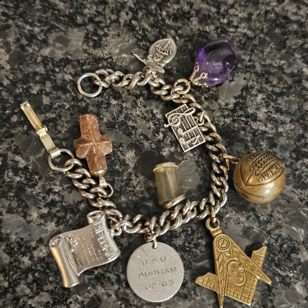 Vtg Sterling Silver Travel Charm Bracelet‎ Amethyst Cross Masonic Basketball NC